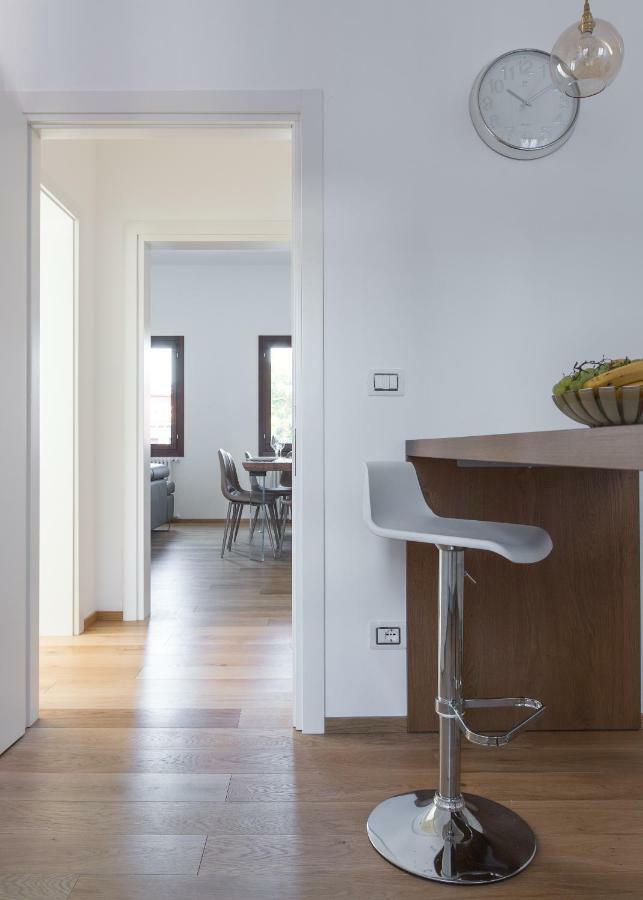 Residenza Pomponi Deluxe Apartment Венеция Екстериор снимка
